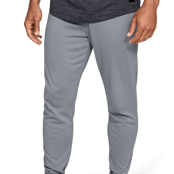 mens jogger pants under armour